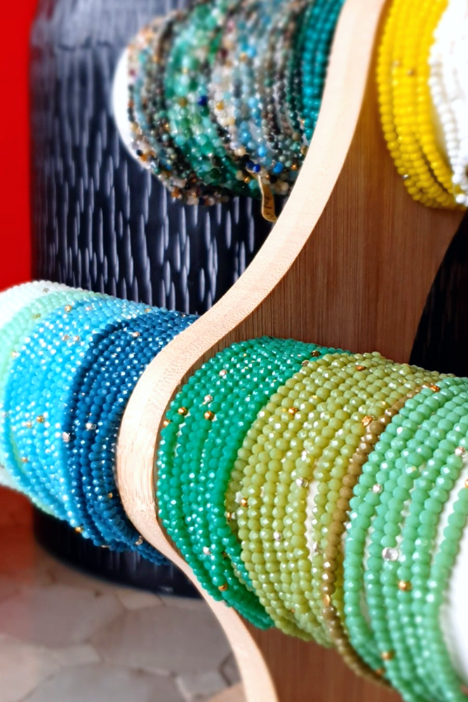 Shop Joyo Crystal Stretch Bracelet - Origen Imports