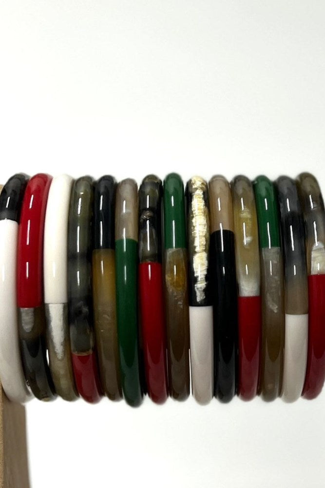 Shop Black Single Blond Horn Bangle with Ivory Lacquer – Size S - Origen Imports