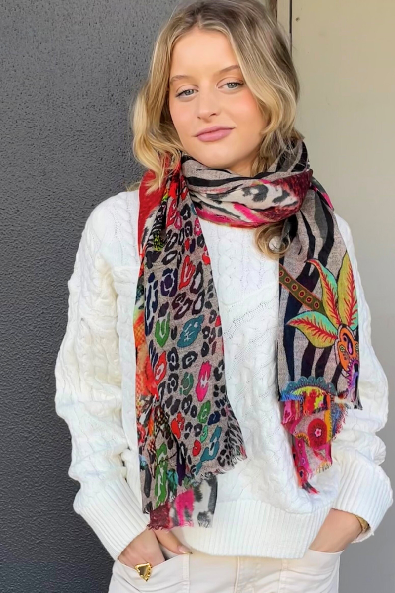 Shop Boronia 100% Wool Scarf by Bel Eve - Origen Imports