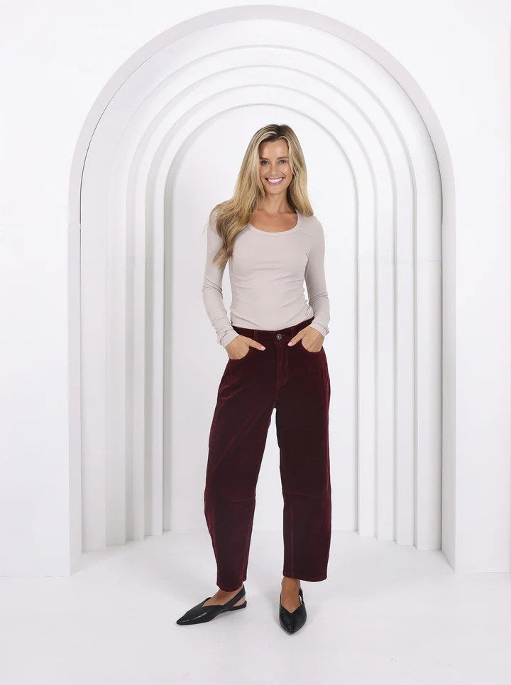 Toni Barrel Corduroy Jeans by Monaco - Burgandy