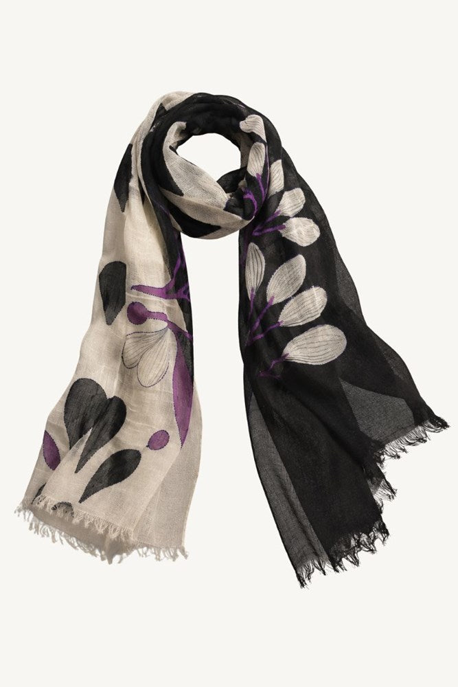 Page Fine Wool Scarf