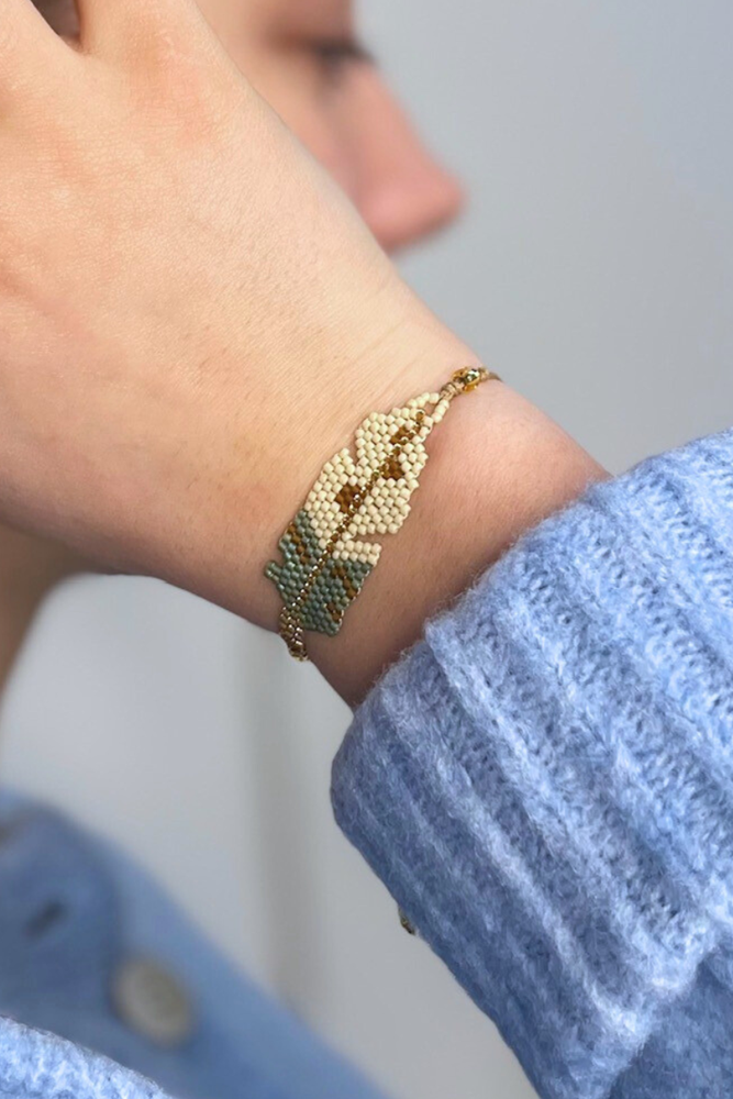 Shop Beaded Feather Bracelet - Origen Imports