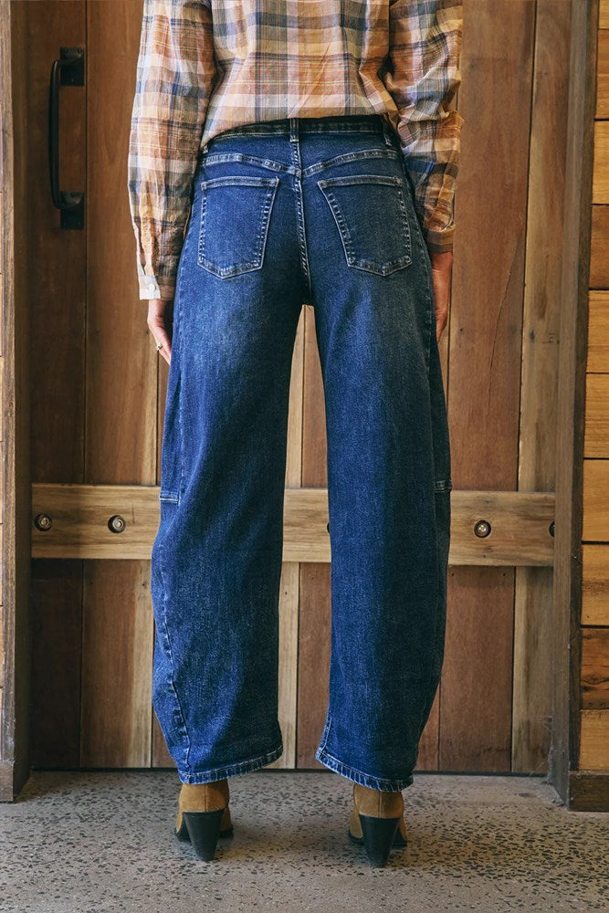 Mid Denim Idaho Barrel Jean by Italian Star
