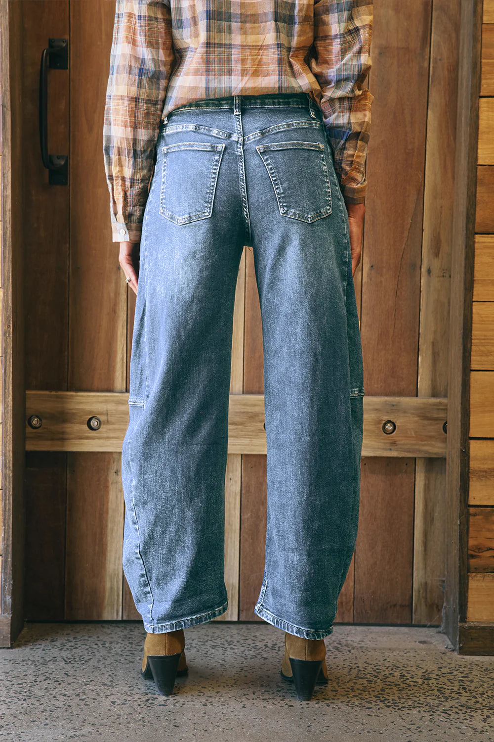 Mid Denim Idaho Barrel Jean by Italian Star