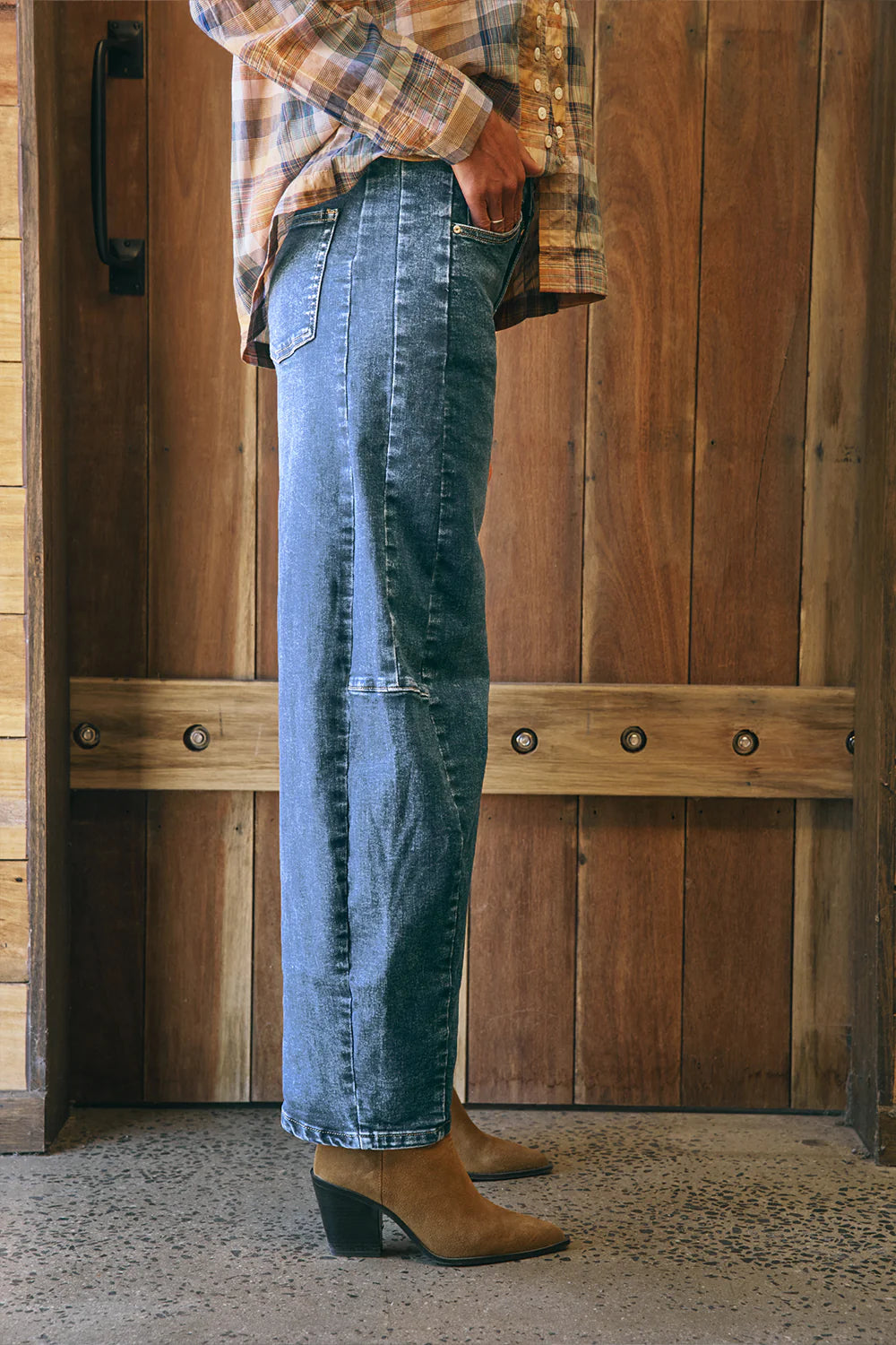 Mid Denim Idaho Barrel Jean by Italian Star
