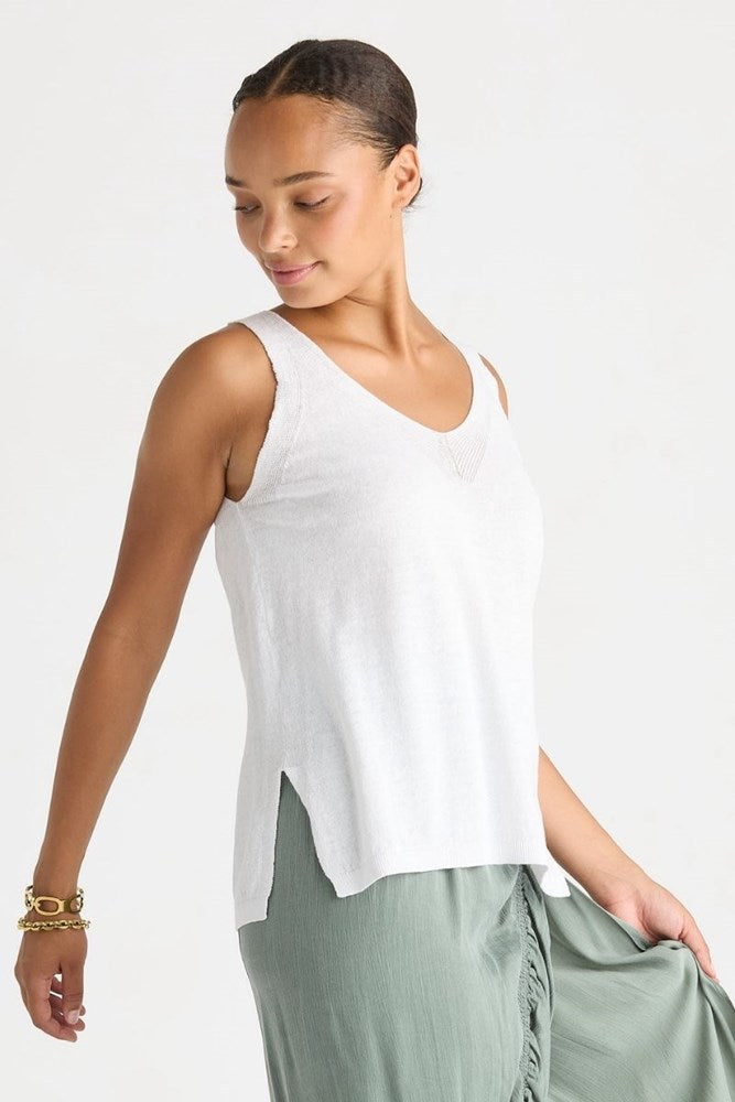 Ld + Co Sleeveless V Neck Top - white