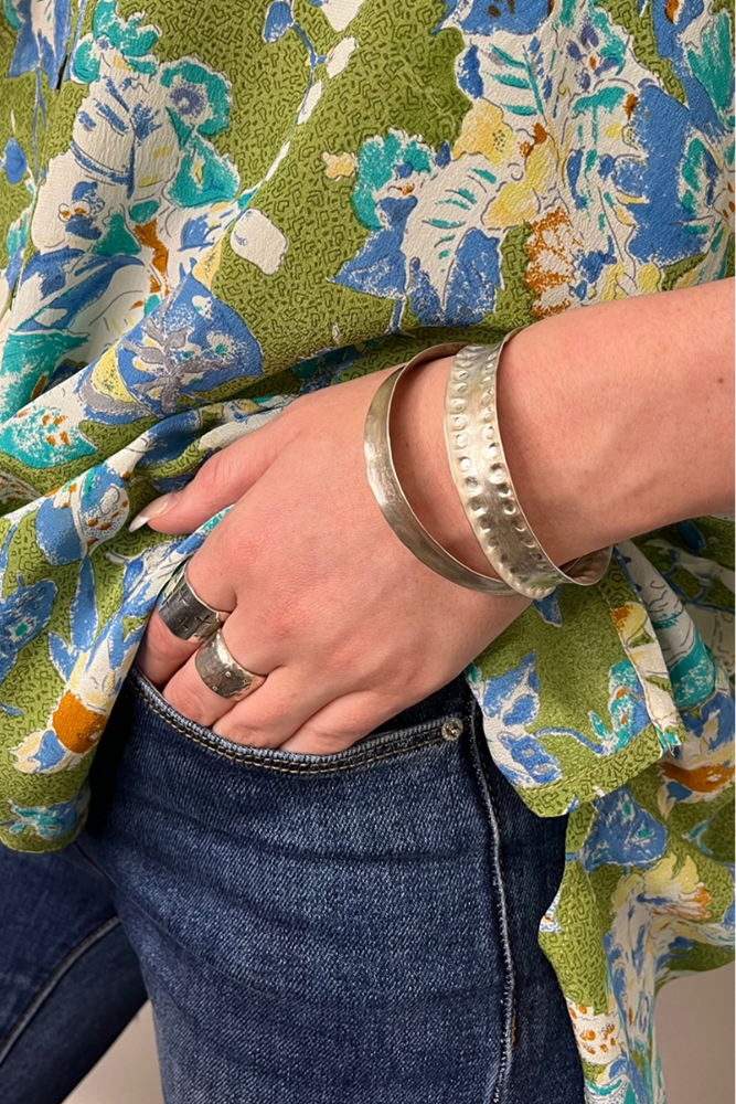 Shop Silver Detail Bangle - Origen Imports