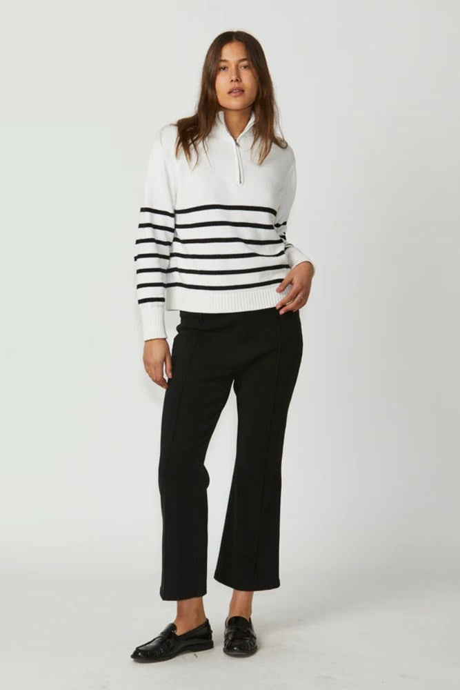 Jagger Flare Cropped  Sweater Pull On Pant