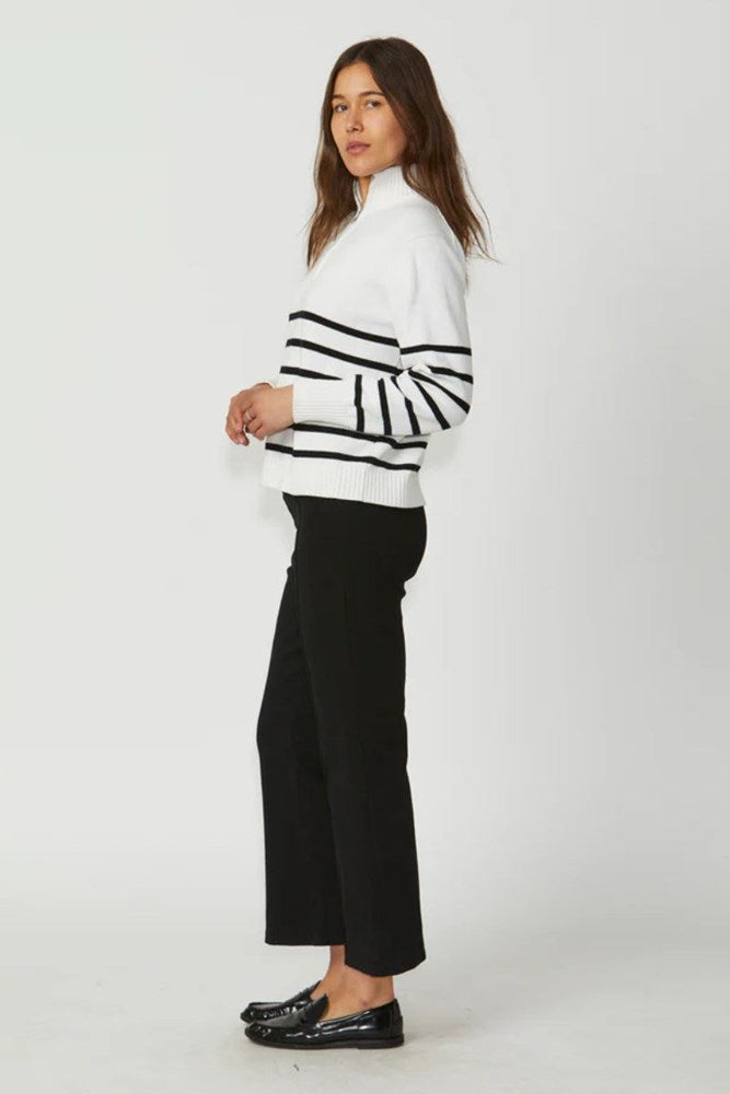 Jagger Flare Cropped  Sweater Pull On Pant