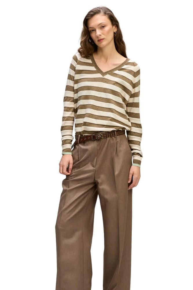 Bark Stripe V Jumper By LD & CO