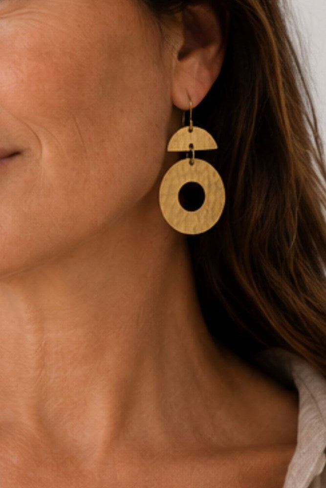 Textured Earring in gold
