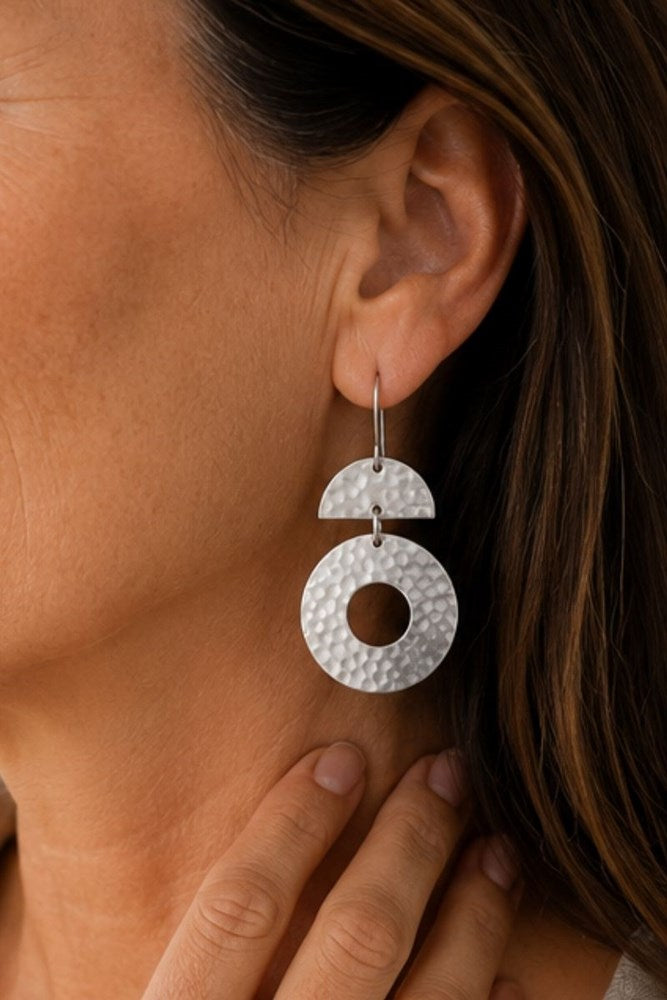 Textured earring in silver