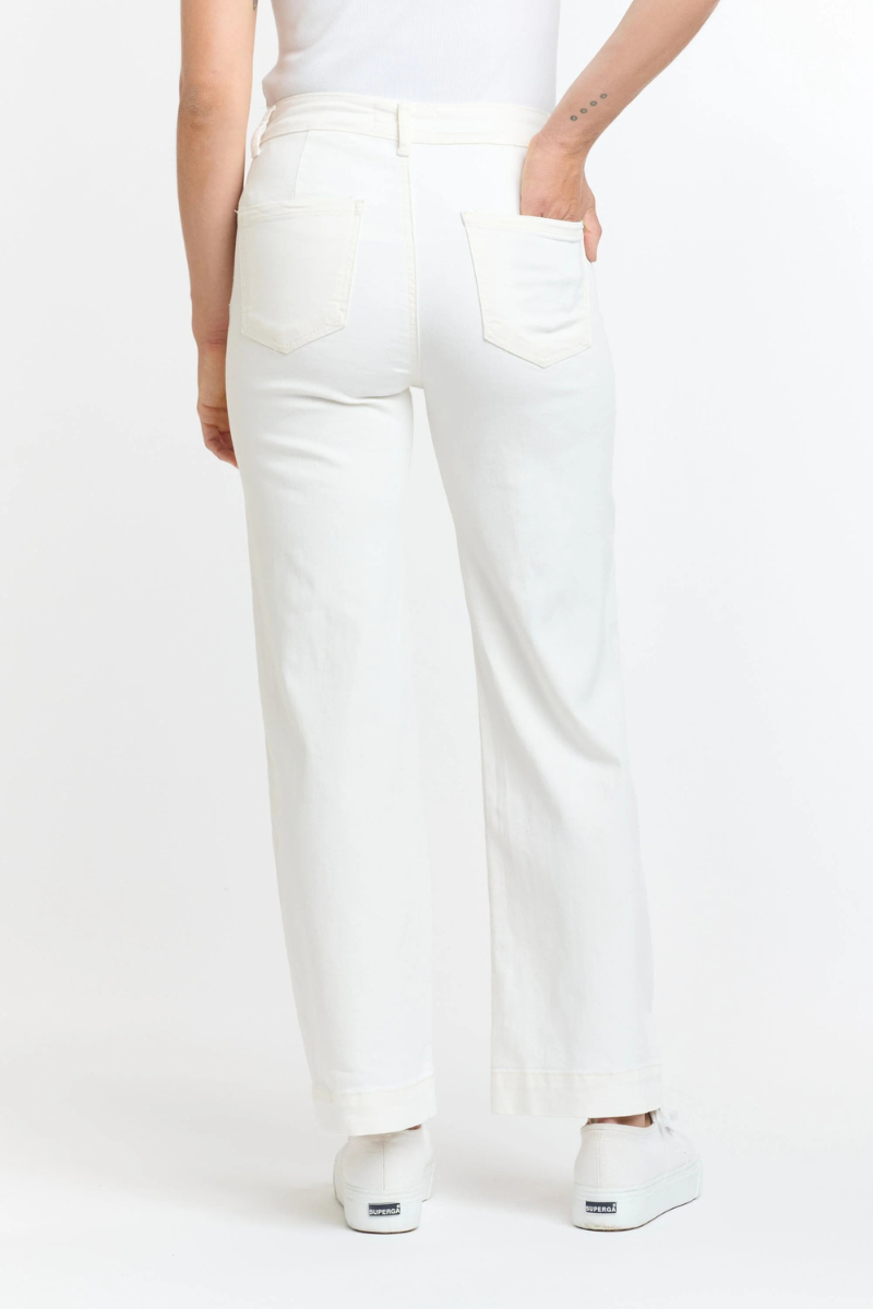 Shop White Bobbi Jeans 7/8 by Italian Star - Origen Imports